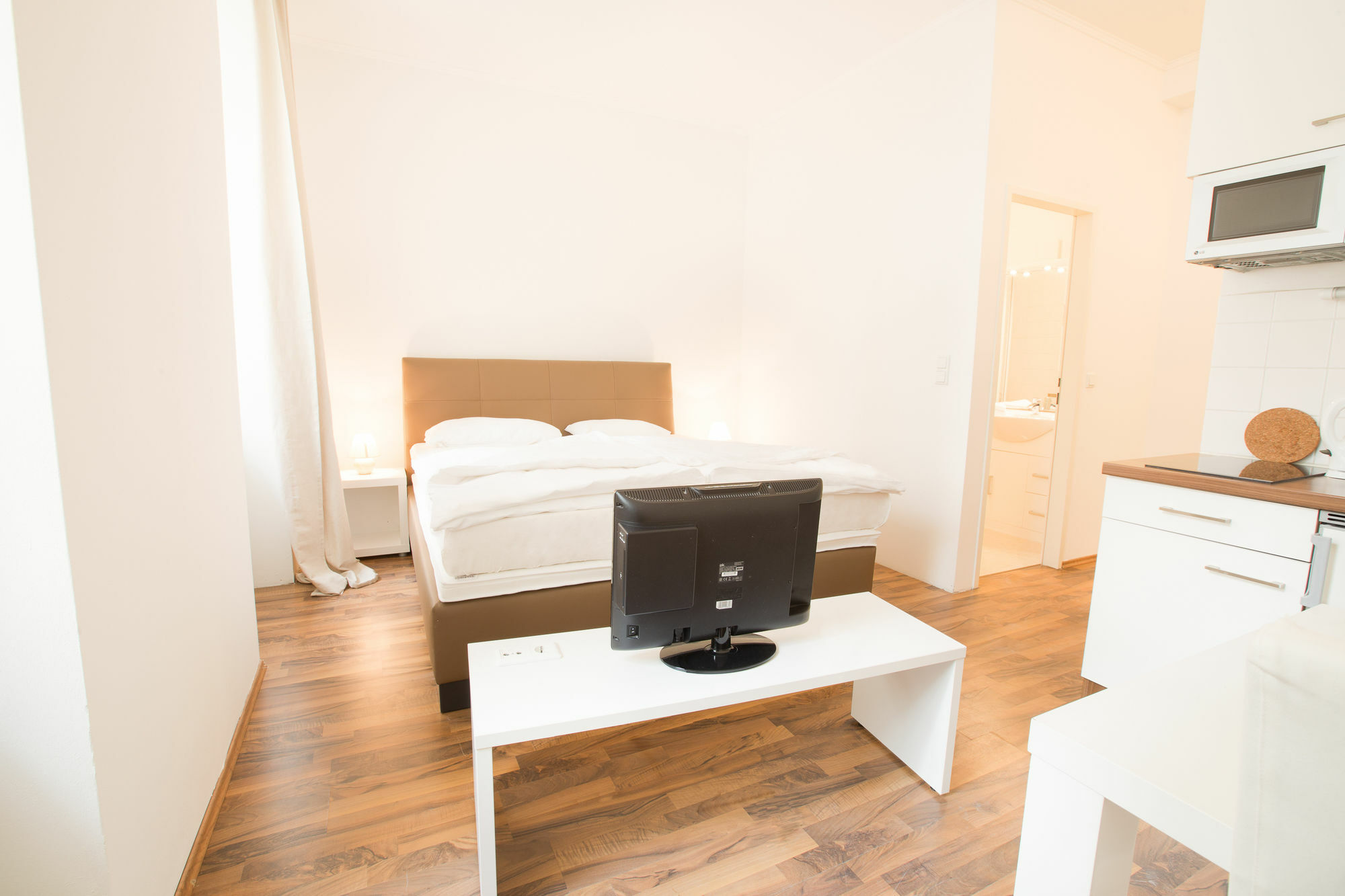 Grand Central Station Apartments I Contactless Check-In Vienna Esterno foto